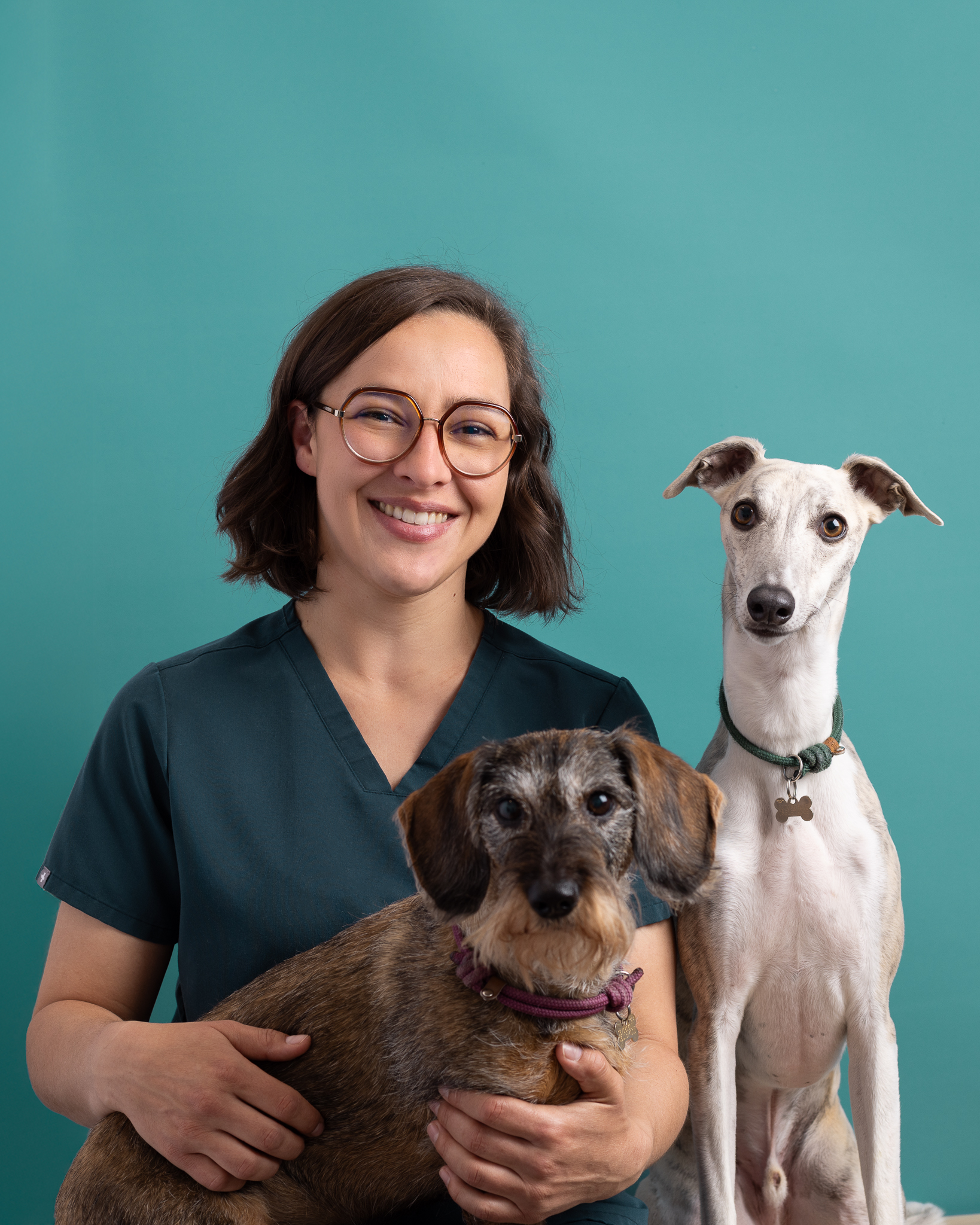 Dr Vet.   Victoria Saubry-Bobet